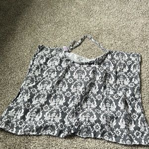 Adjustable nursing cover paisley print gray and white